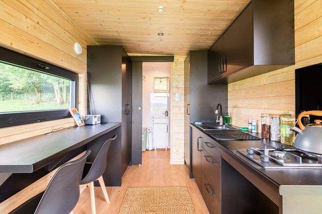Cornelius off-grid cabin, photo 8