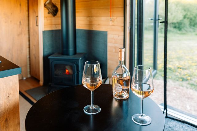 Hwin off-grid cabin, photo 8