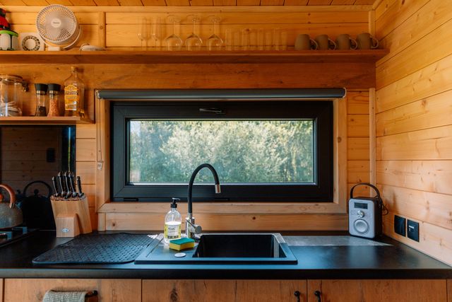 Hwin off-grid cabin, photo 10