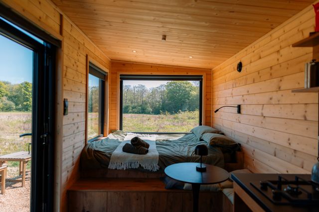 Hwin, off-grid cabin East Sussex