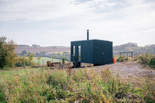 Ginger off-grid cabin, photo 13